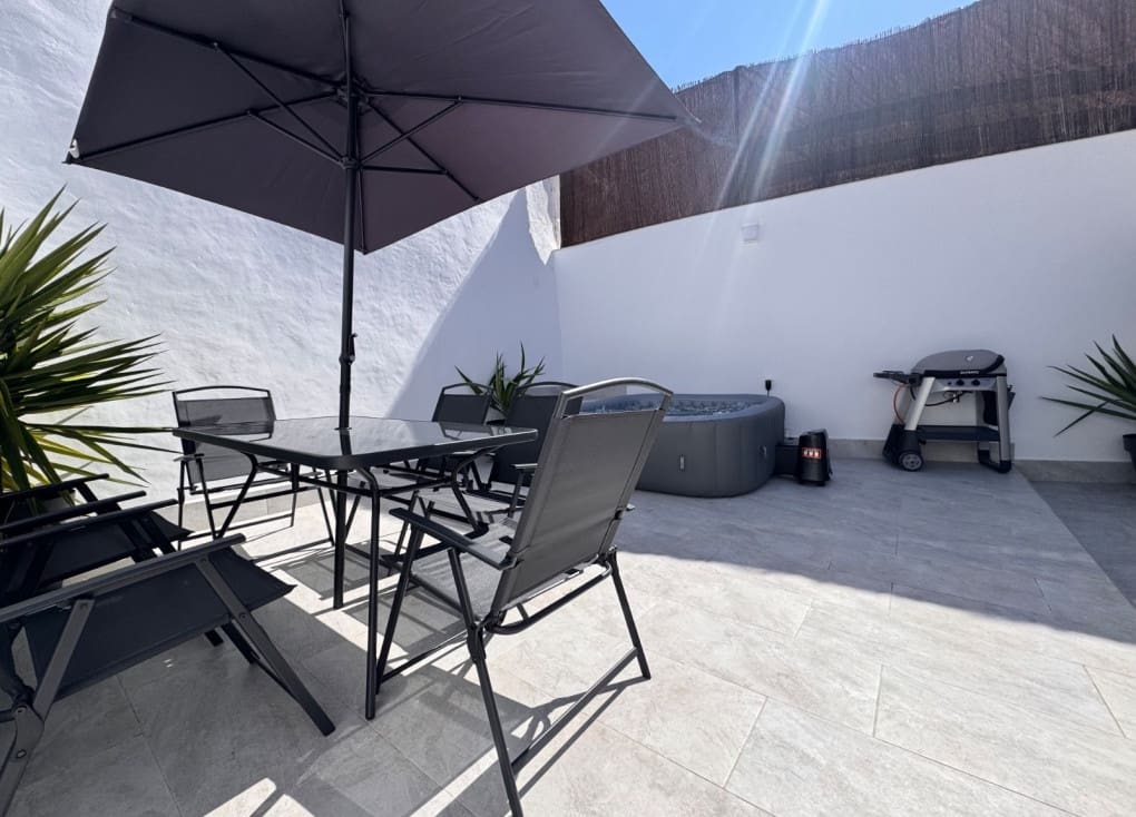 2 bedroom Townhouse for sale in Blanca - € 99,000 (Ref: 9895393)