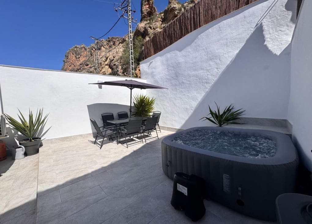 2 bedroom Townhouse for sale in Blanca - € 99,000 (Ref: 9895393)