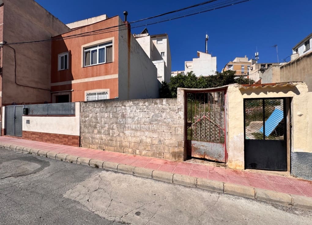 Area Edificabile in vendita in Blanca - 30.000 € (Rif: 9904980)