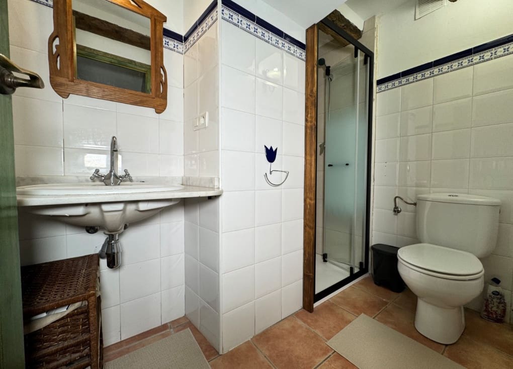 13 bedroom Finca/Country House for sale in Ojos with pool garage - € 649,500 (Ref: 9922739)