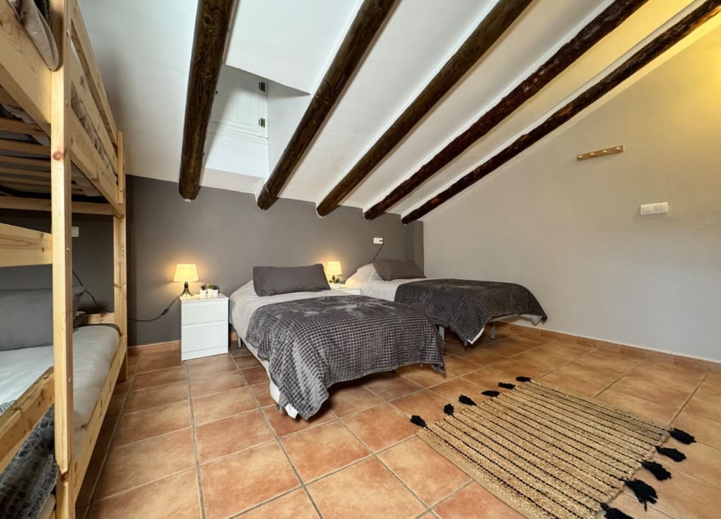 13 bedroom Finca/Country House for sale in Ojos with pool garage - € 649,500 (Ref: 9922739)