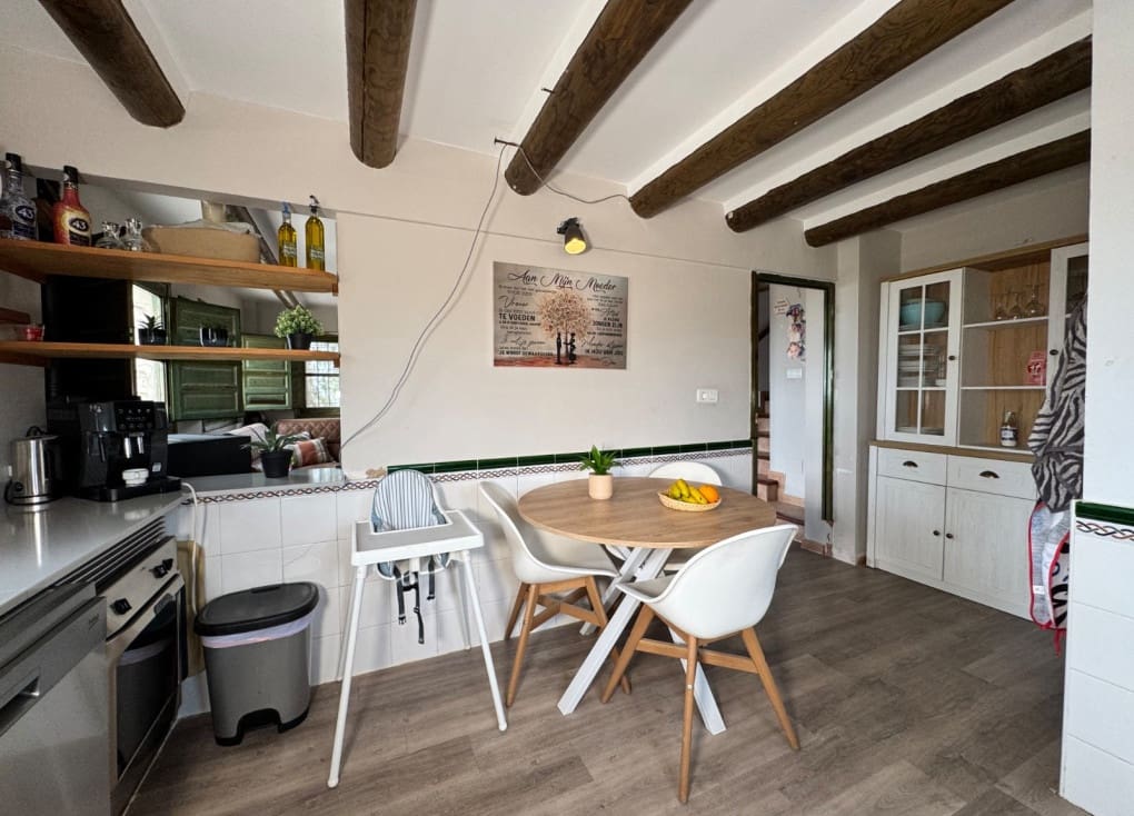 13 bedroom Finca/Country House for sale in Ojos with pool garage - € 649,500 (Ref: 9922739)