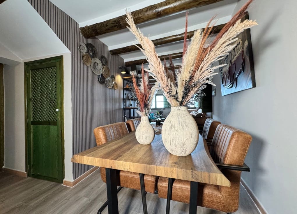13 bedroom Finca/Country House for sale in Ojos with pool garage - € 649,500 (Ref: 9922739)
