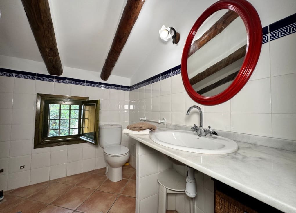13 bedroom Finca/Country House for sale in Ojos with pool garage - € 649,500 (Ref: 9922739)