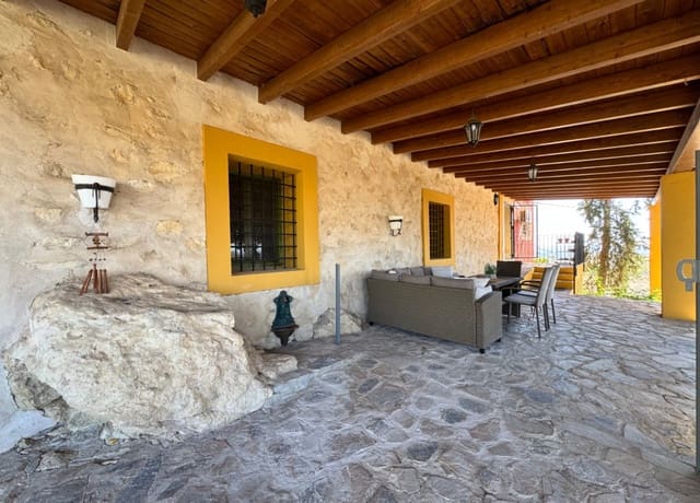 13 bedroom Finca/Country House for sale in Ojós with pool garage - € 649,500 (Ref: 9922739)