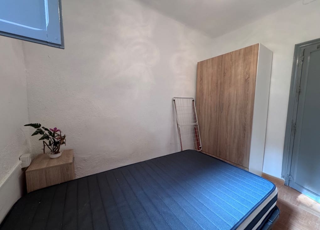 3 bedroom Townhouse for rent in Blanca - € 300 (Ref: 9981423)