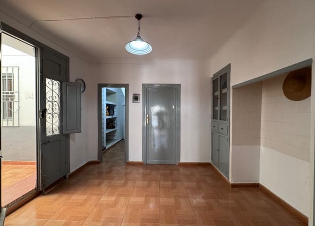 3 makuuhuone Omakotitalo vuokrattavana paikassa Blanca - 300 € (Ref: 9981423)