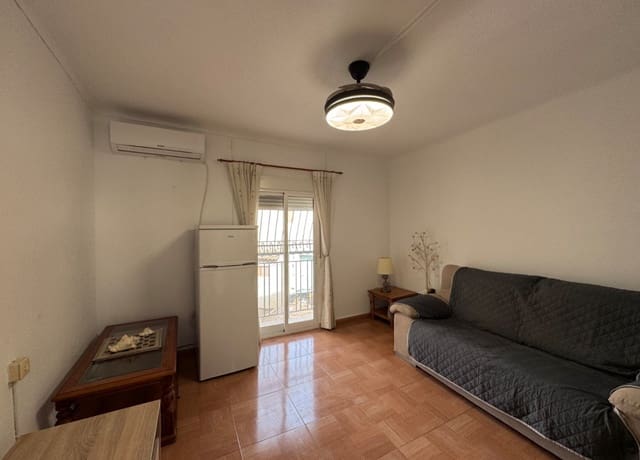 3 makuuhuone Omakotitalo vuokrattavana paikassa Blanca - 300 € (Ref: 9981423)