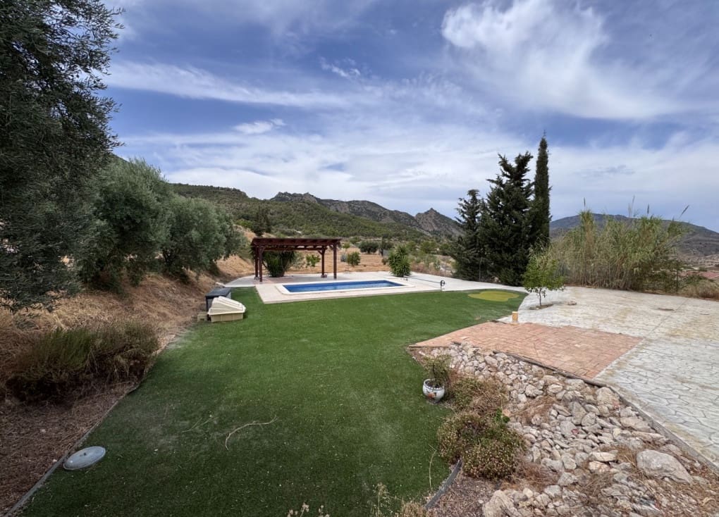 3 slaapkamer Finca/Landhuis te koop in Ricote met zwembad garage - € 165.000 (Ref: 9997658)