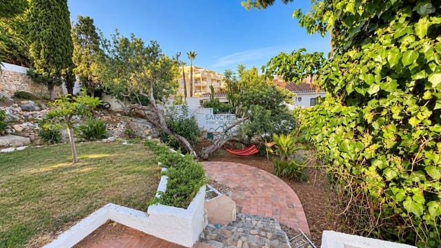6 chambre Villa/Maison à vendre à La Herradura, Almuñécar avec garage - 1 700 000 € (Ref: 10184387)