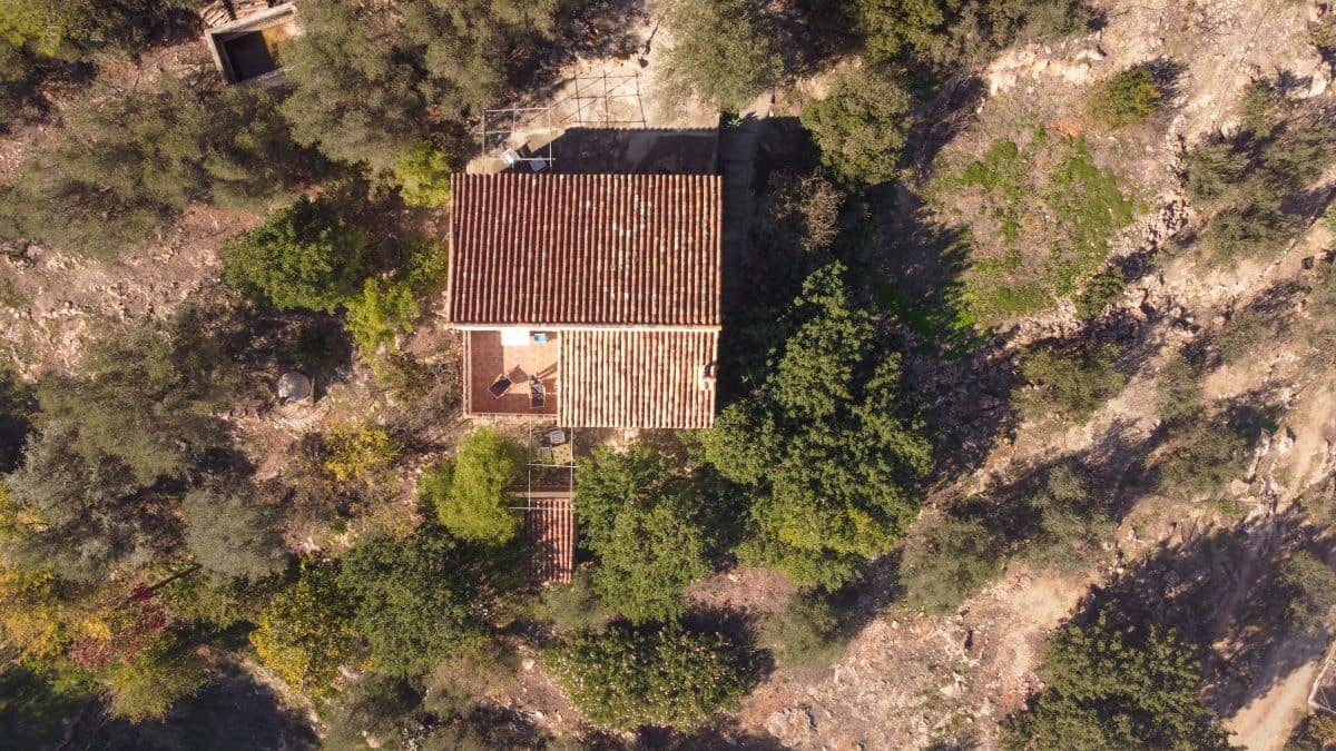 3 bedroom Finca/Country House for sale in La Herradura - € 190,000 (Ref: 8382912)