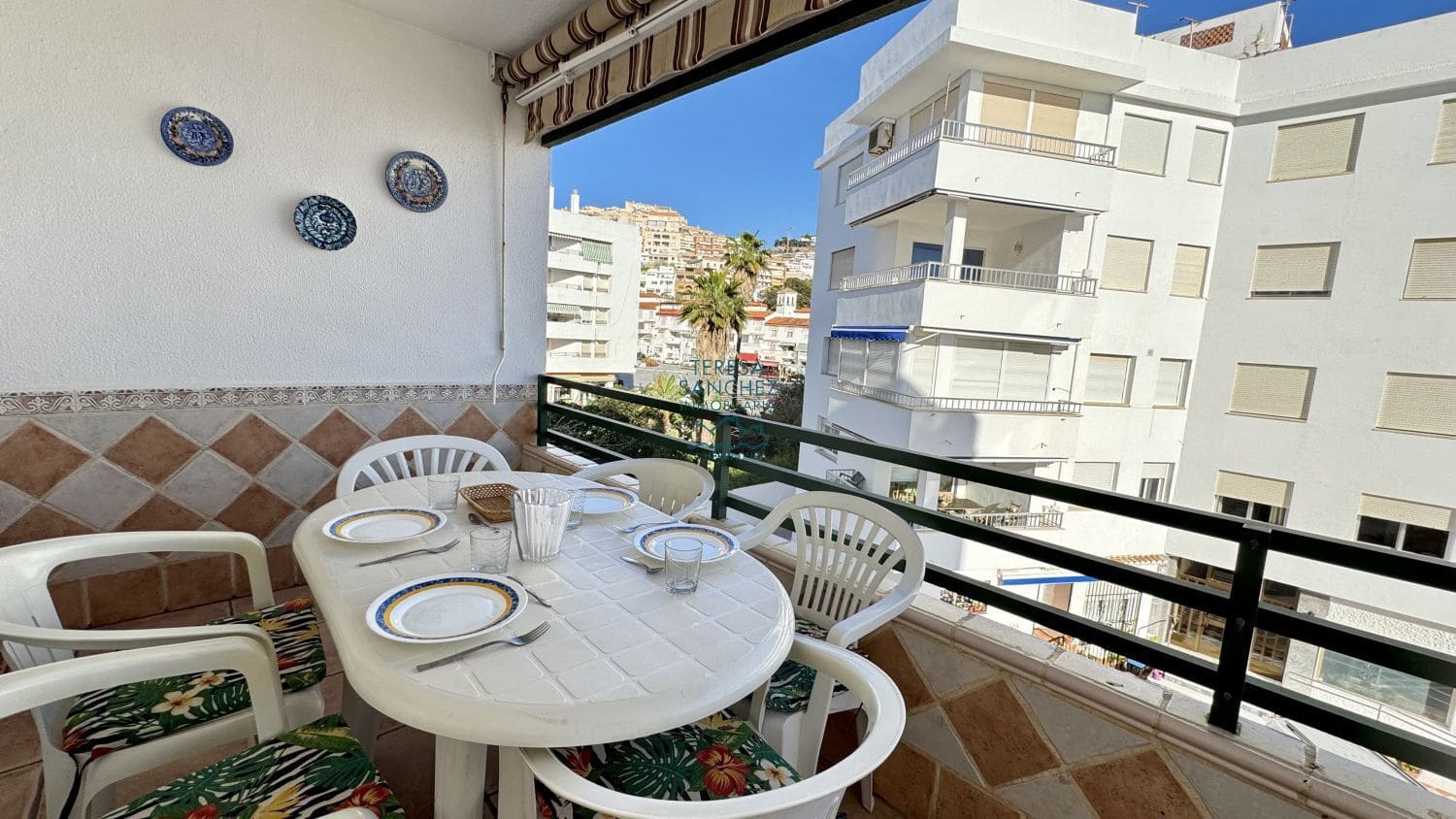 3 bedroom Apartment for sale in La Herradura - € 325,000 (Ref: 8428586)