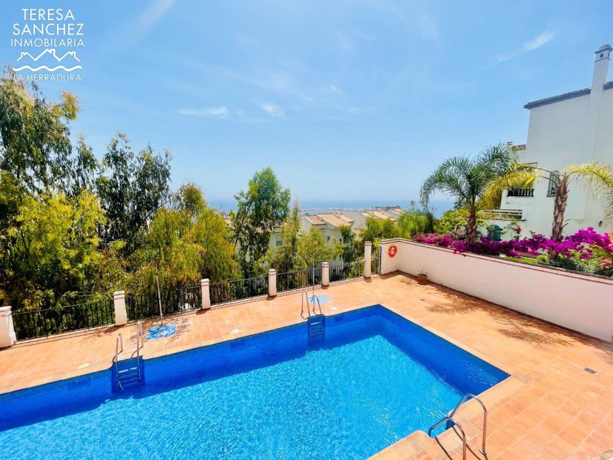 2 soveværelse Lejlighed til salg i La Herradura - € 335.000 (Ref: 8522853)