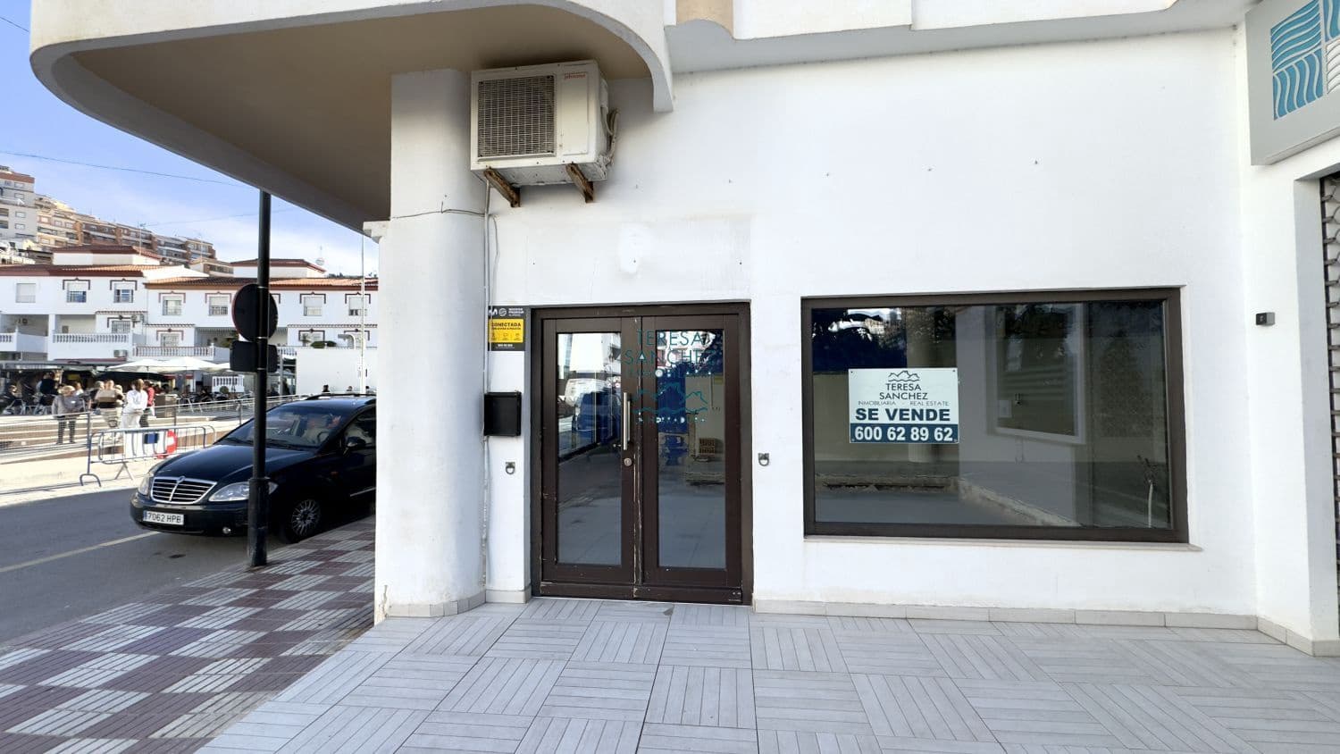 Comercial para venda em La Herradura - 380 000 € (Ref: 8687432)