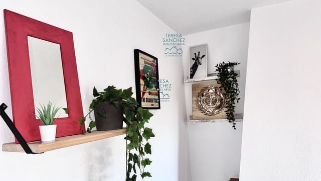 2 bedroom Apartment for sale in La Herradura, Almuñécar - € 220,000 (Ref: 8689024)