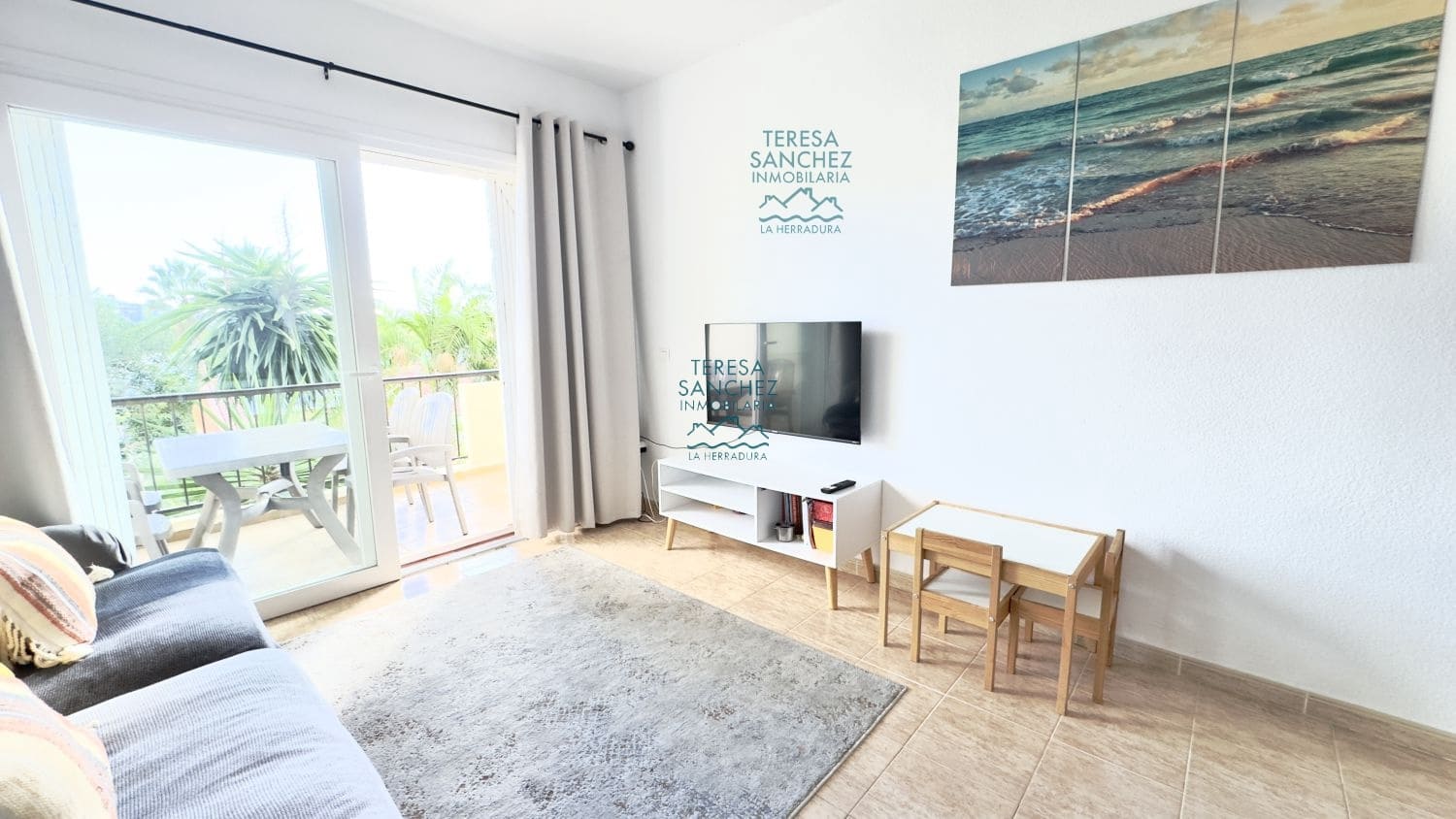 2 bedroom Apartment for sale in La Herradura - € 220,000 (Ref: 8689024)