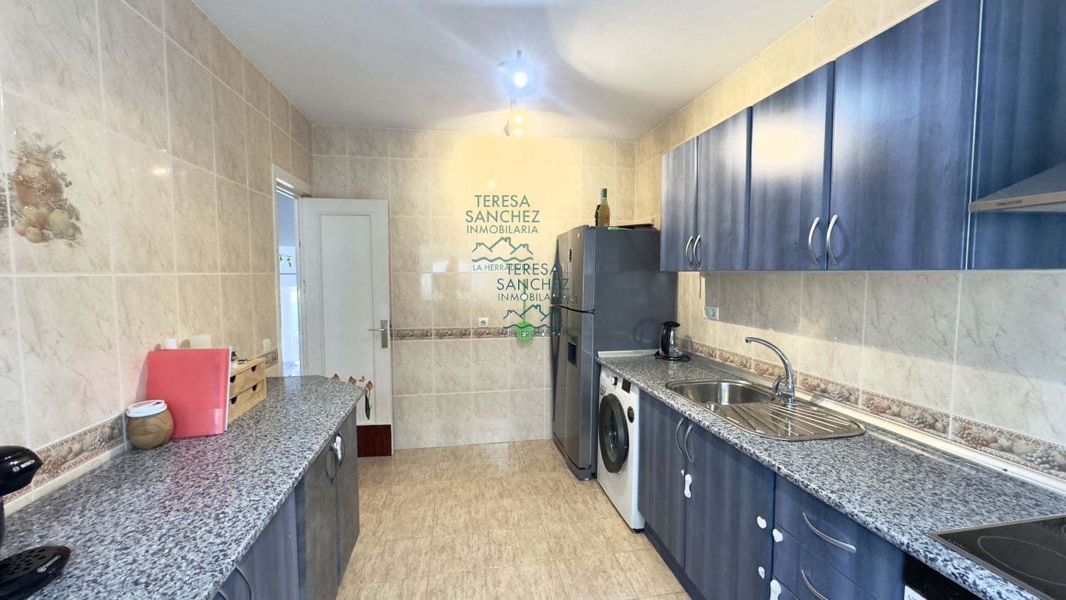 2 bedroom Apartment for sale in La Herradura - € 220,000 (Ref: 8689024)