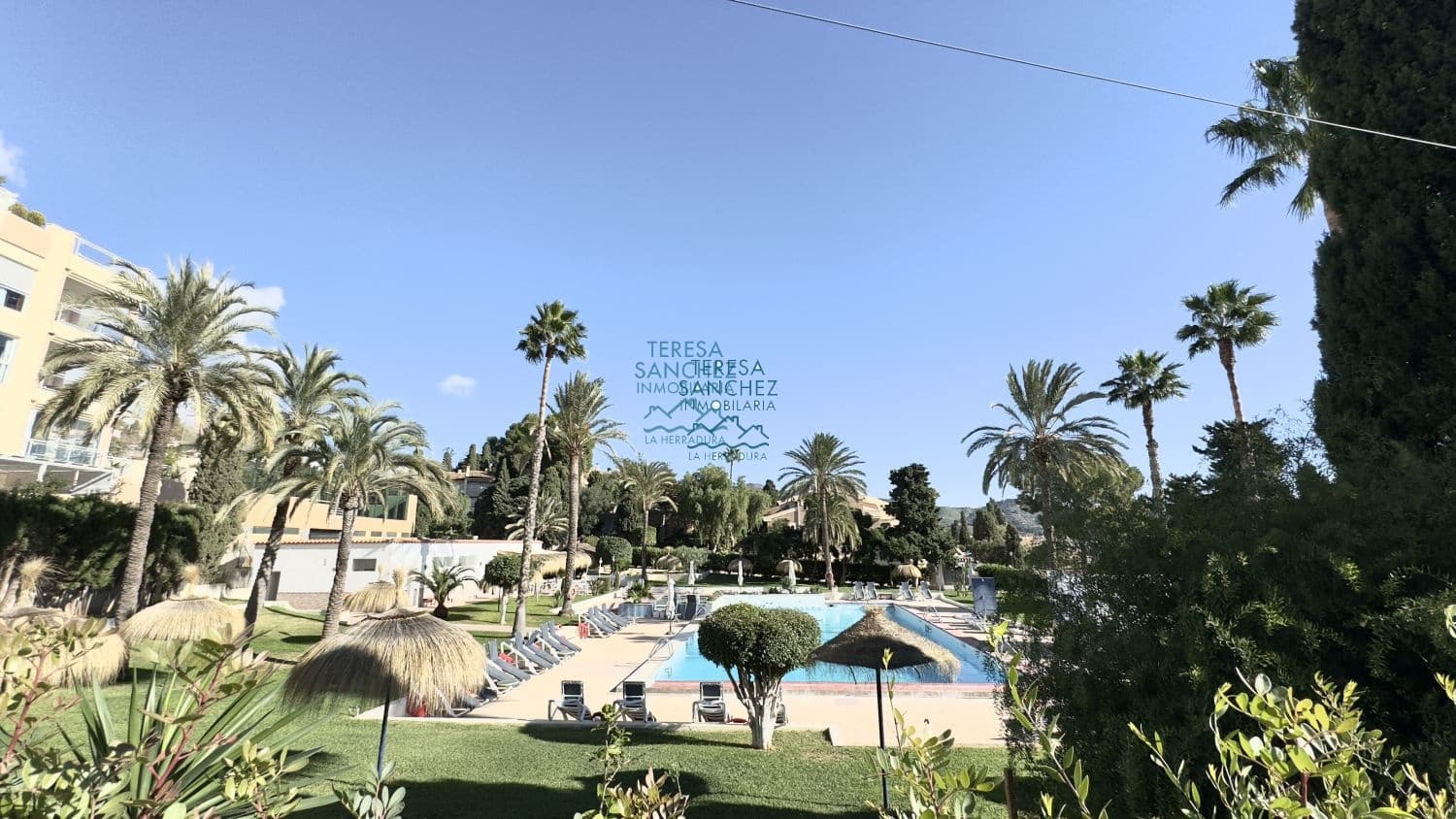 2 bedroom Apartment for sale in La Herradura - € 220,000 (Ref: 8689024)