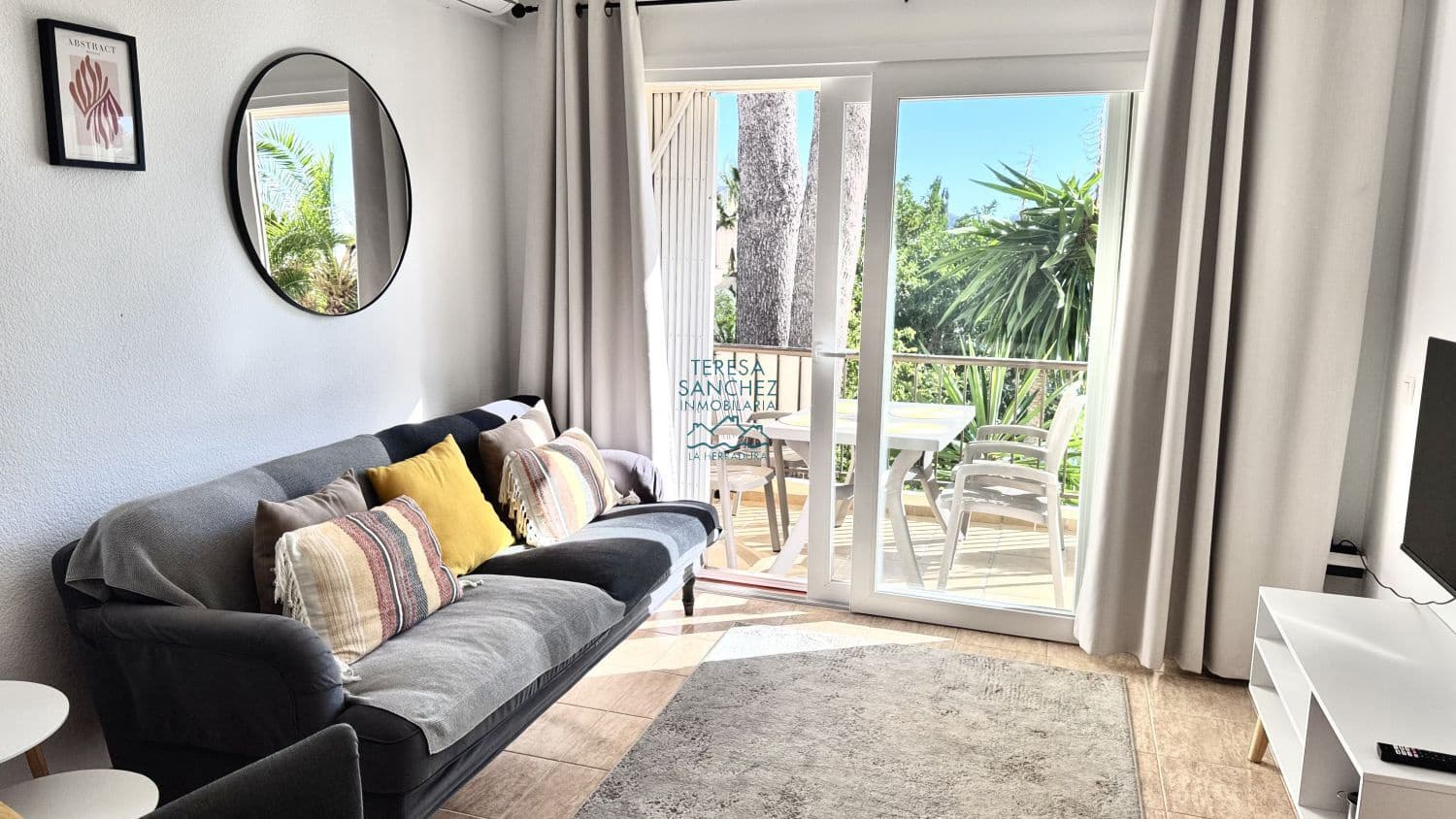 2 bedroom Apartment for sale in La Herradura - € 220,000 (Ref: 8689024)