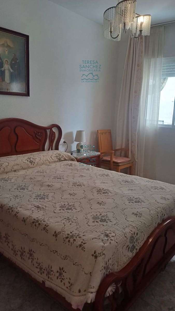 3 bedroom Flat for sale in Almunecar with garage - € 299,000 (Ref: 8932566)