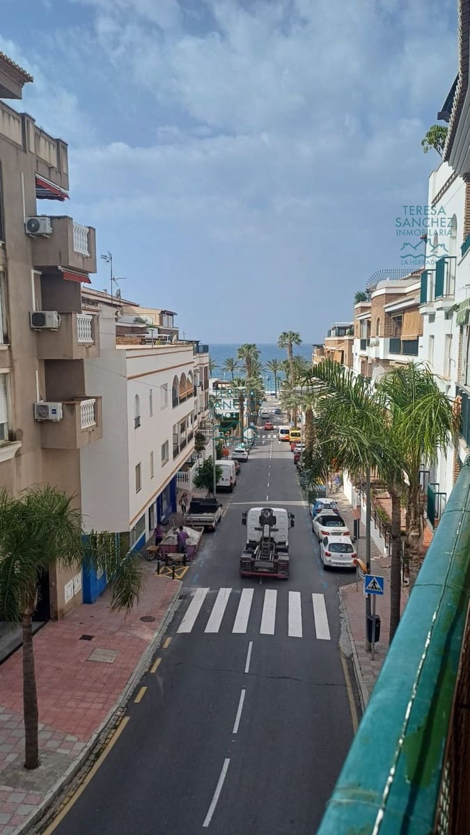 3 bedroom Flat for sale in Almunecar with garage - € 299,000 (Ref: 8932566)