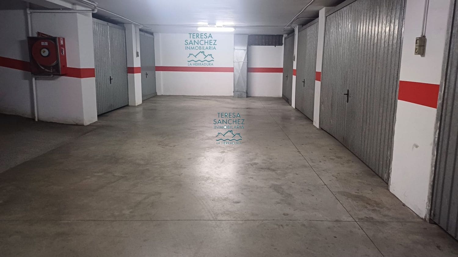 3 bedroom Flat for sale in Almunecar with garage - € 299,000 (Ref: 8932566)