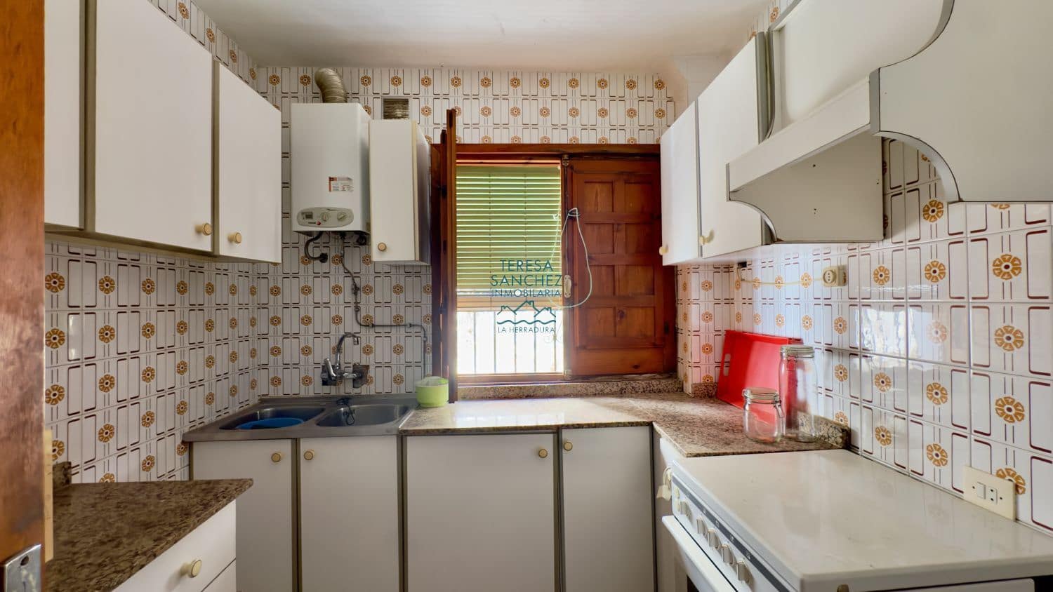 4 bedroom Townhouse for sale in Jete - € 168,000 (Ref: 9639310)