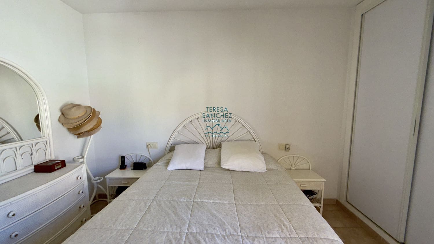 2 soveværelse Lejlighed til salg i La Herradura - € 310.000 (Ref: 9780301)