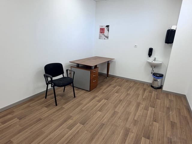 Gewerbe zu vermieten in Almuñécar - 4.000 € (Ref: 10004779)