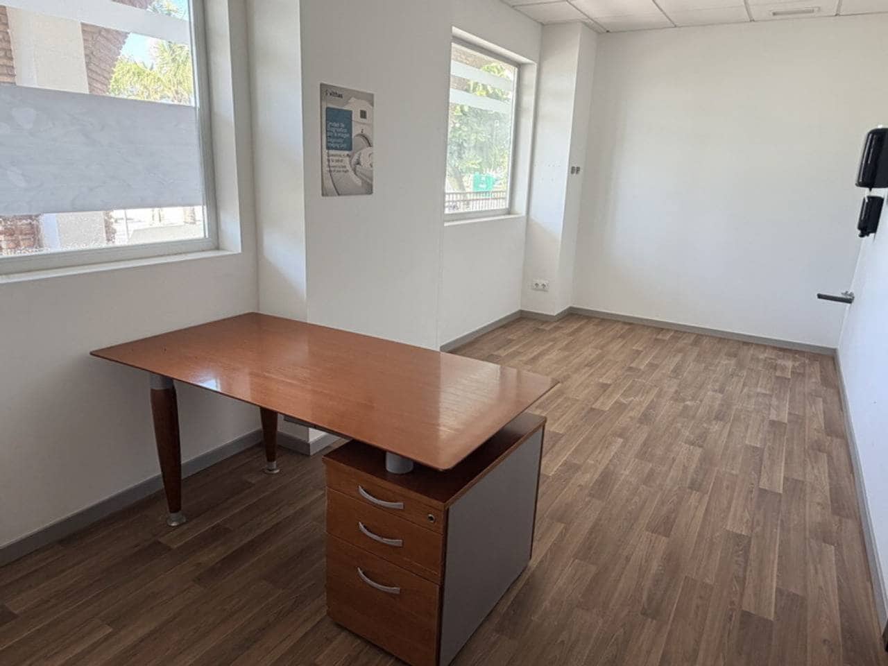Gewerbe zu vermieten in Almunecar - 4.000 € (Ref: 10004779)