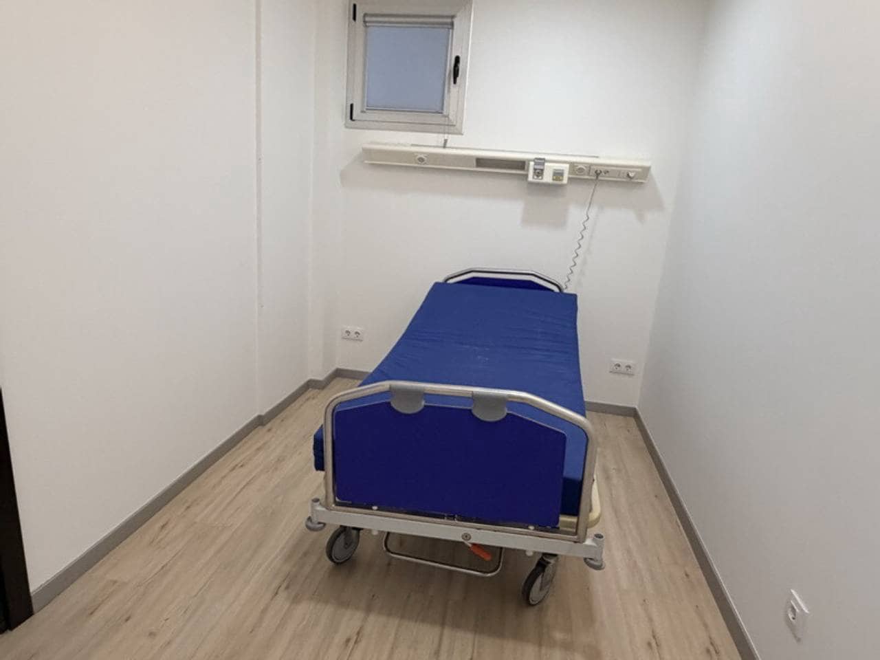 Gewerbe zu vermieten in Almunecar - 4.000 € (Ref: 10004779)
