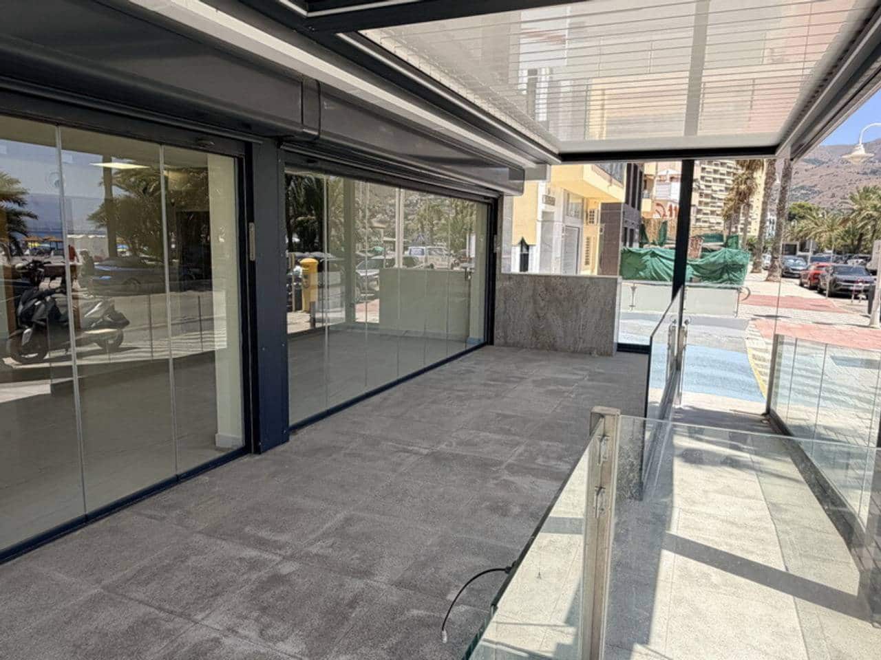 Commercial for rent in Velilla with garage - € 5,000 (Ref: 10006073)