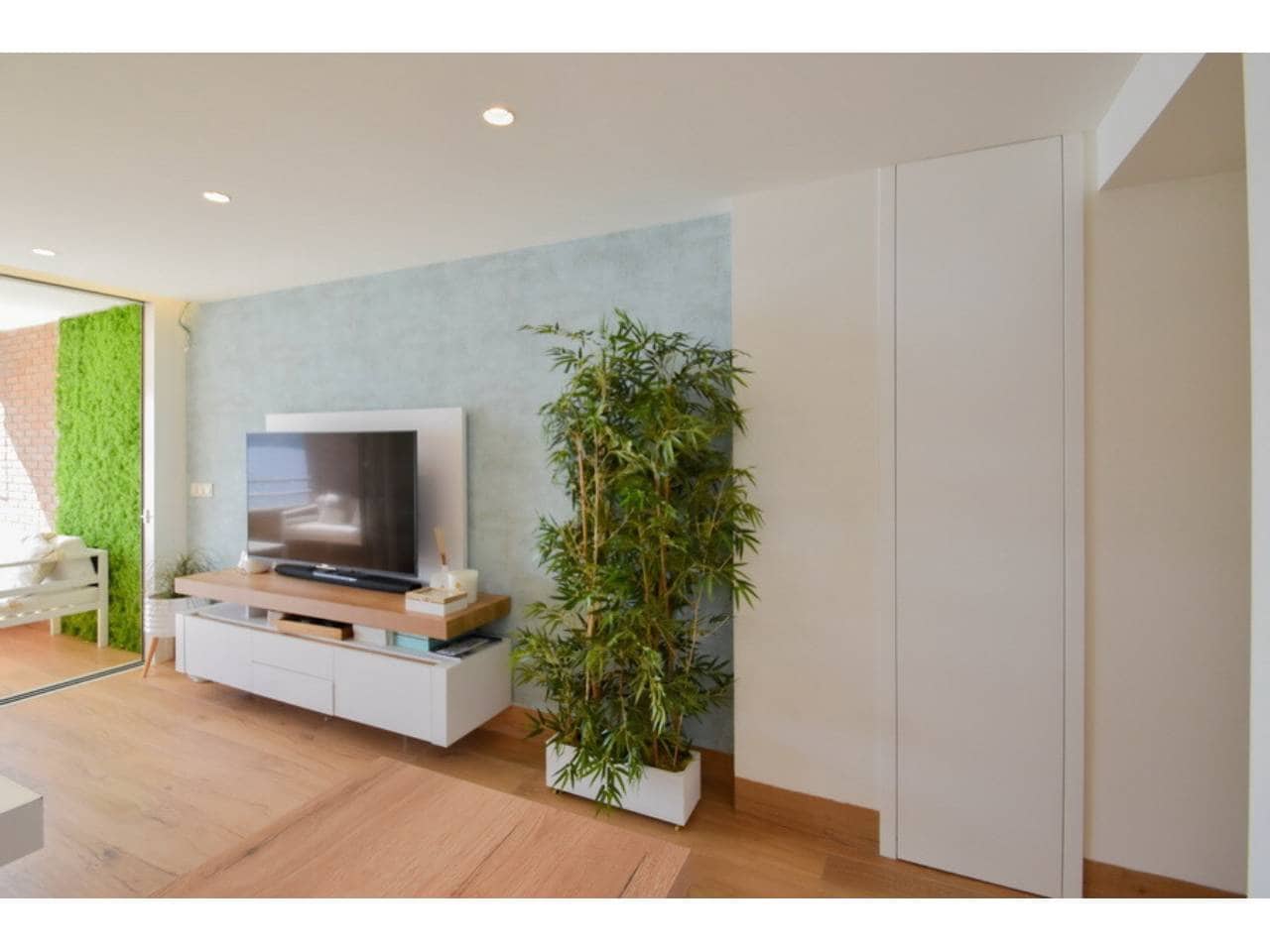 2 makuuhuone Huoneisto myytävänä paikassa Velilla mukana uima-altaan - 395 000 € (Ref: 10006074)