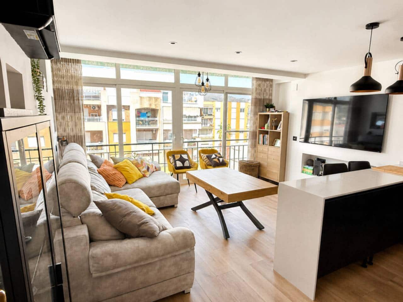 2 bedroom Apartment for sale in Almunecar - € 279,000 (Ref: 10024894)