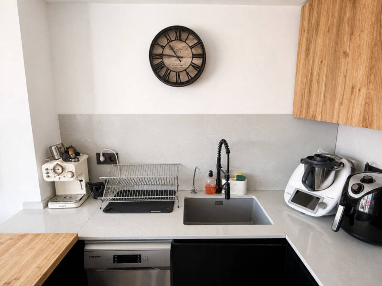 2 bedroom Apartment for sale in Almunecar - € 279,000 (Ref: 10024894)