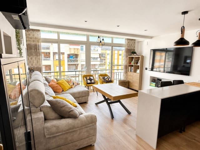 2 bedroom Apartment for sale in Almuñécar - € 279,000 (Ref: 10024894)