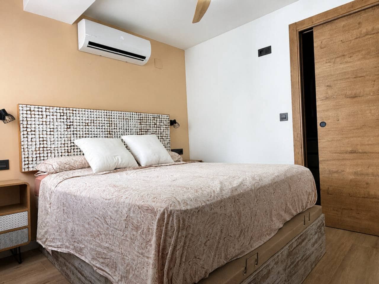 2 bedroom Apartment for sale in Almunecar - € 279,000 (Ref: 10024894)