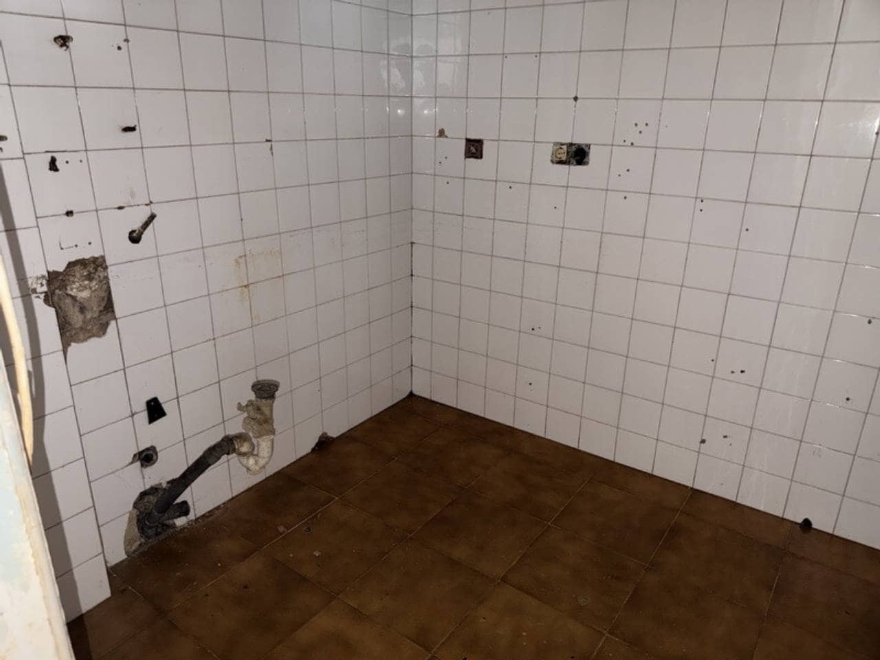 Kaupallinen myytävänä paikassa Almunecar - 350 000 € (Ref: 10024996)