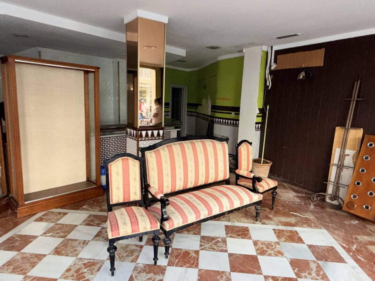 Kaupallinen myytävänä paikassa Almunecar - 350 000 € (Ref: 10024996)