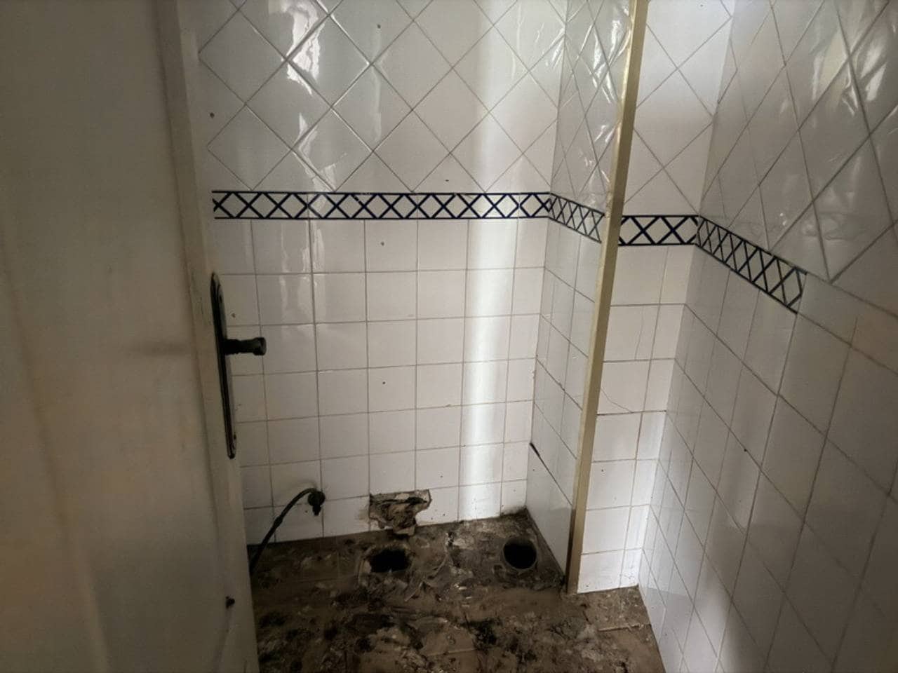 Kaupallinen myytävänä paikassa Almunecar - 350 000 € (Ref: 10024996)