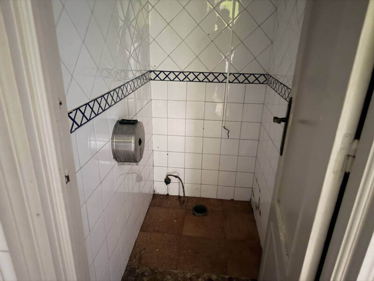 Kaupallinen myytävänä paikassa Almunecar - 350 000 € (Ref: 10024996)