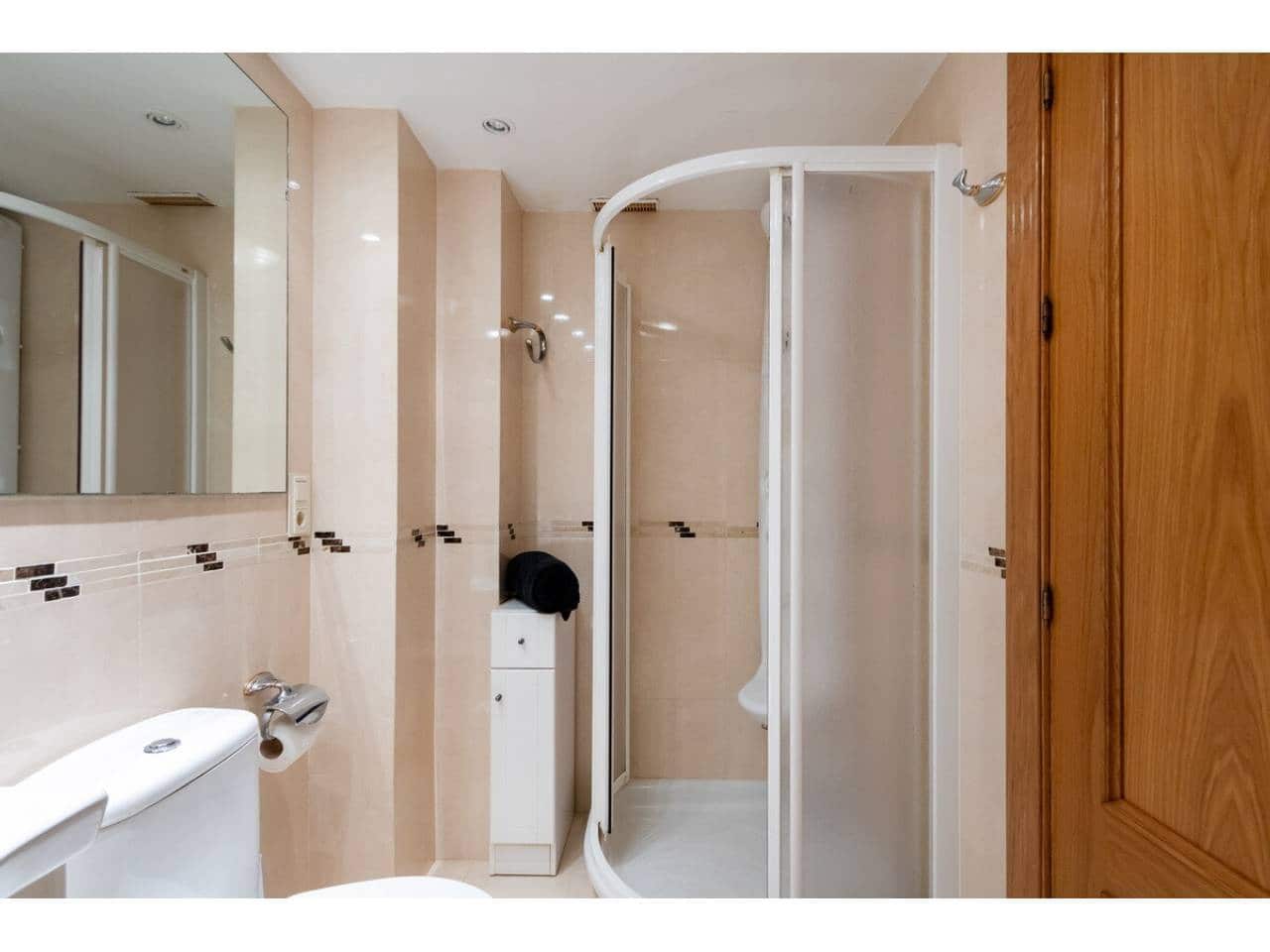 2 bedroom Flat for sale in Almunecar with garage - € 369,000 (Ref: 10031372)
