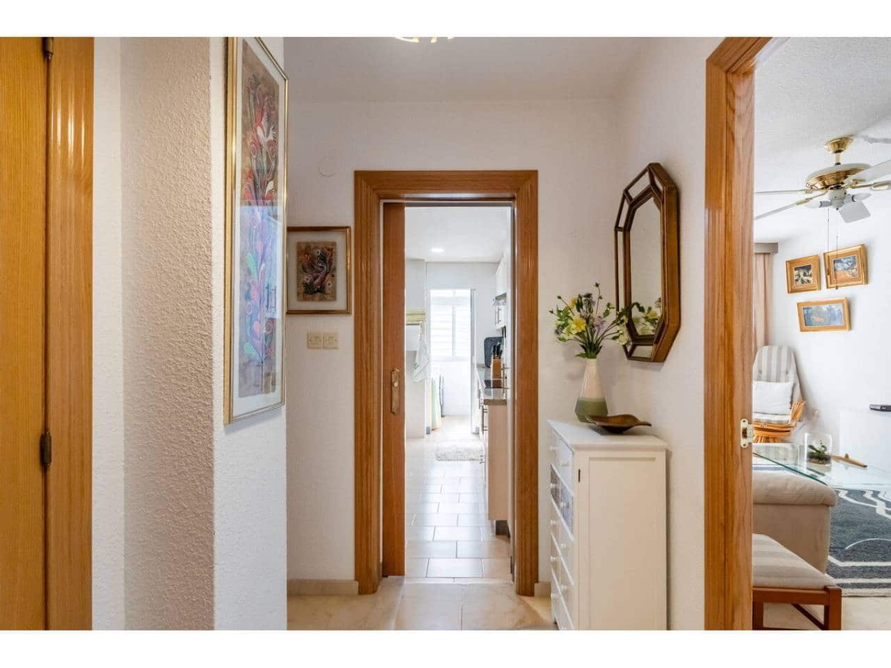 2 bedroom Flat for sale in Almunecar with garage - € 369,000 (Ref: 10031372)