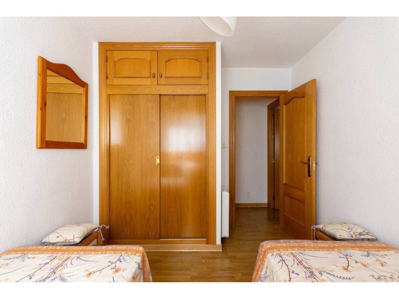 2 bedroom Flat for sale in Almunecar with garage - € 369,000 (Ref: 10031372)