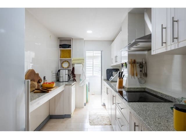 2 slaapkamer Flat te koop in Almuñécar met garage - € 369.000 (Ref: 10031372)
