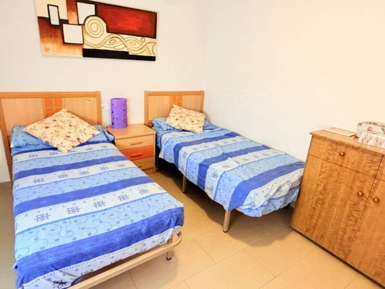 3 sovrum Lägenhet att hyra i Velilla - 1 000 € (Ref: 10033158)