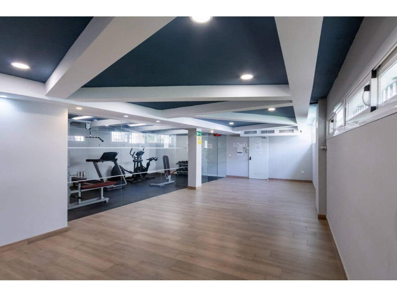 3 sypialnia Penthouse na sprzedaż w Salobrena z basenem garażem - 379 000 € (Ref: 10033378)