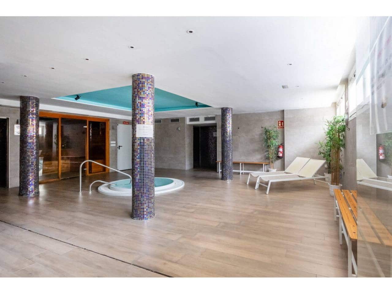 3 sypialnia Penthouse na sprzedaż w Salobrena z basenem garażem - 379 000 € (Ref: 10033378)