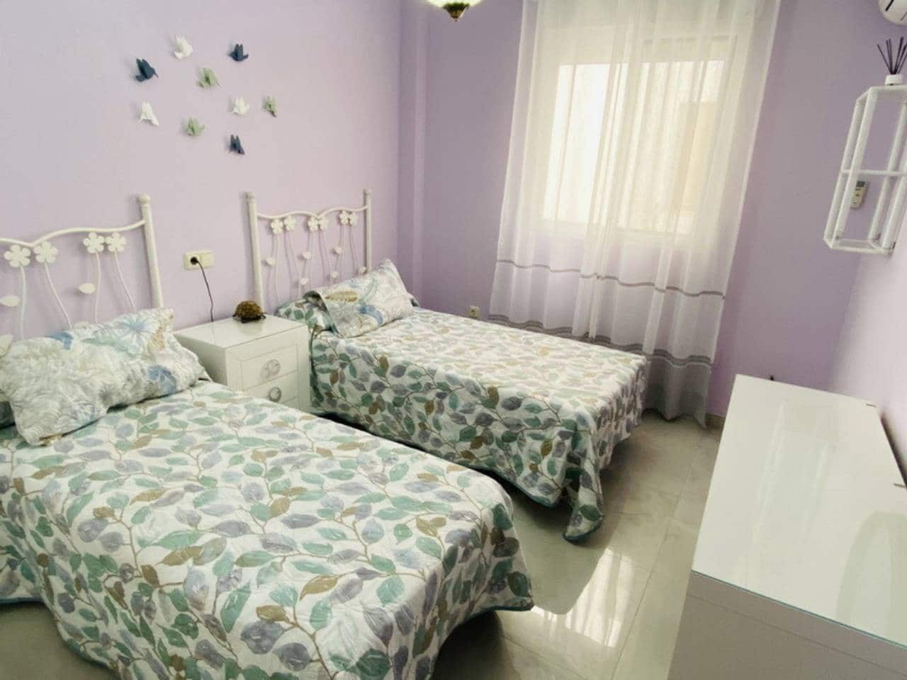 2 soveværelse Lejlighed til leje i Almunecar - € 750 (Ref: 10037790)