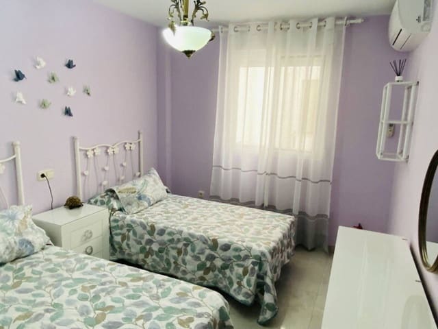 2 bedroom Flat for rent in Almuñécar - € 750 (Ref: 10037790)